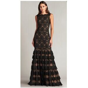 NWT Tadashi Shoji Aniyah Tiered Embroidered Tulle Gown size 10